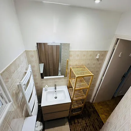 펜션 Maison Proche De La Cite Avec Jardin 카르카손