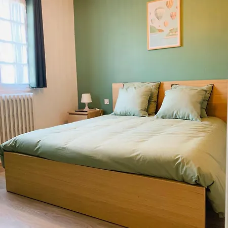 Maison Proche De La Cite Avec Jardin * קרקסון